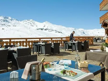 Le Portillo Hotel